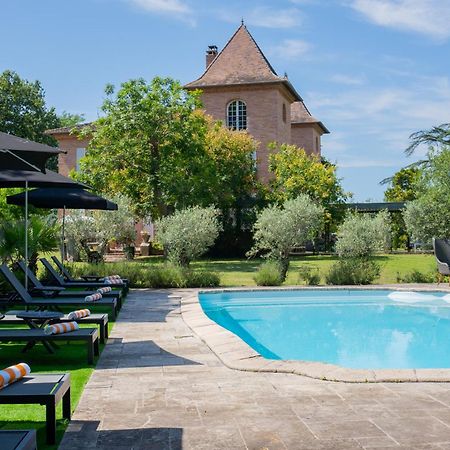 Castel Bois Marie, Maison D'Hotes 몽토방 외부 사진 The swimming pool at Château de Chaumont