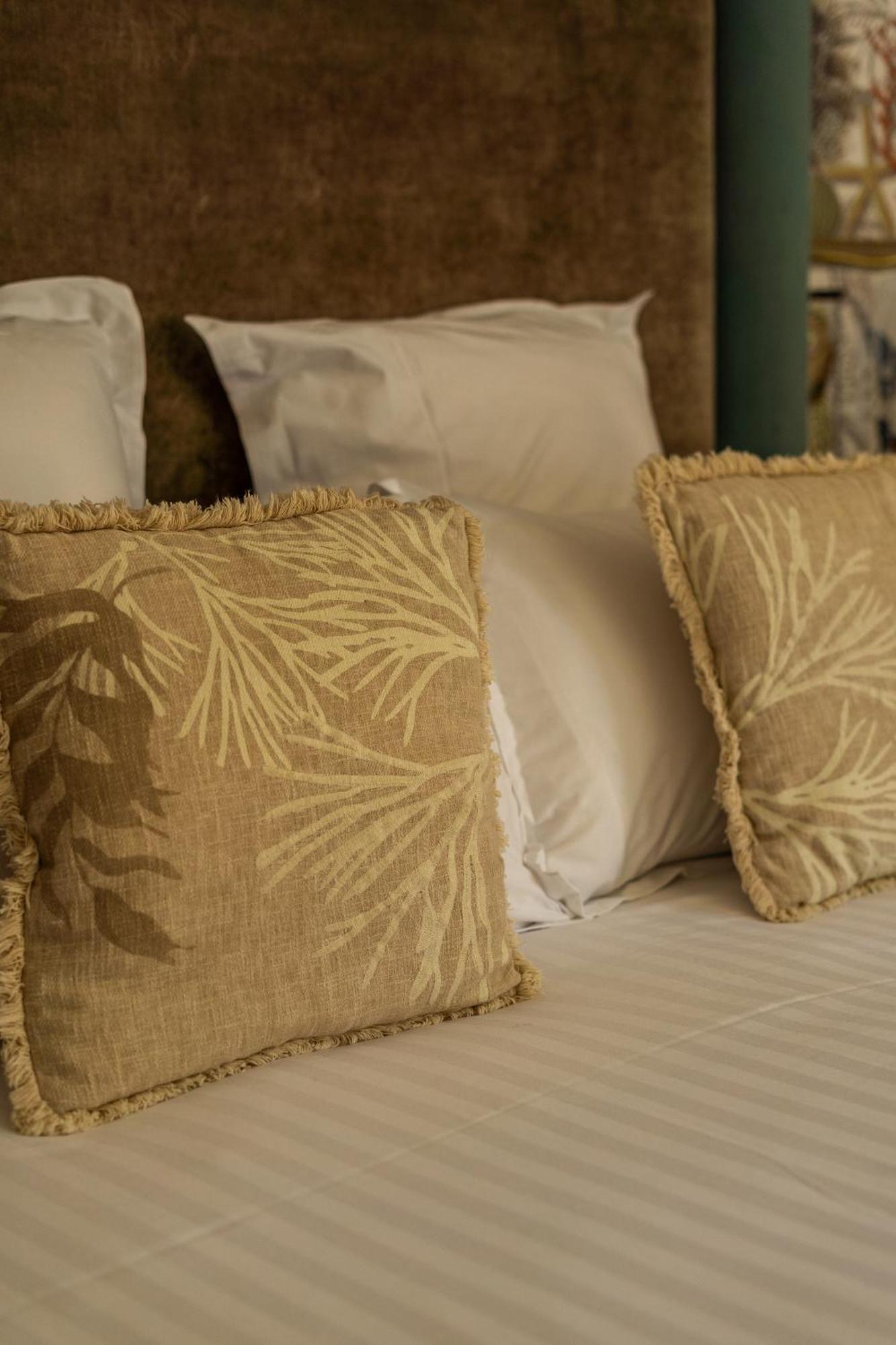 Castel Bois Marie, Maison D'Hotes 몽토방 외부 사진 Cushions