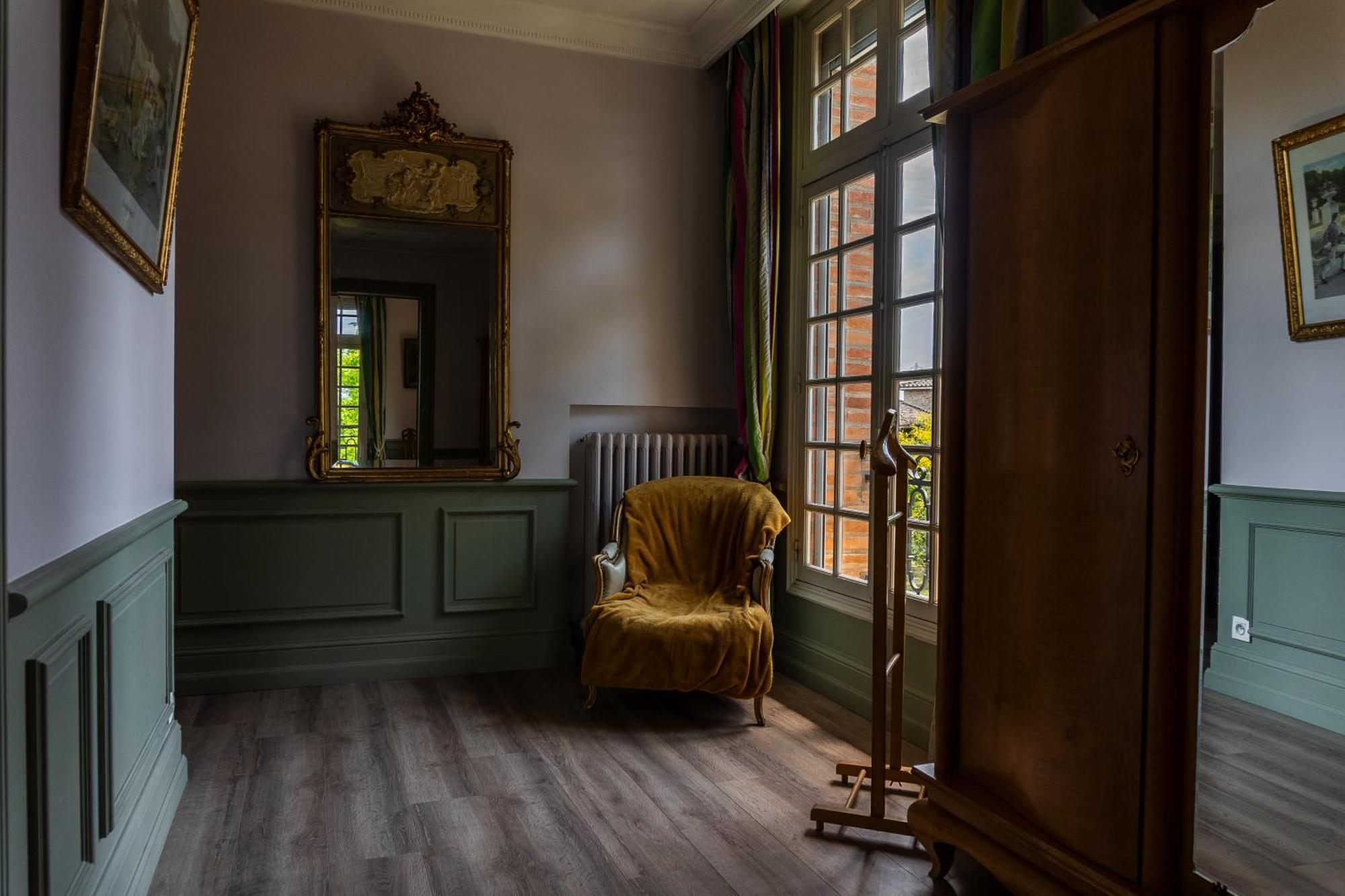 Castel Bois Marie, Maison D'Hotes 몽토방 외부 사진 The interior of the house